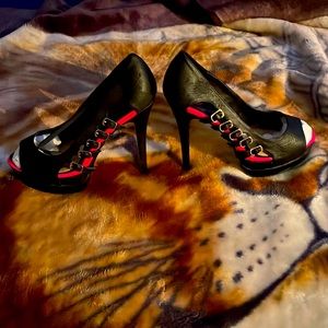 2b Bebe Platform Heels Used